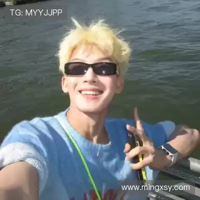劳能豪